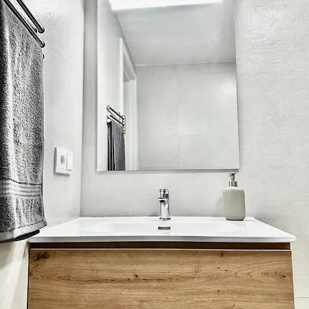 Azahar Centro Parking Gratis